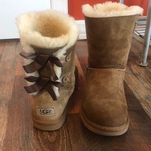 UGGS (size 6)